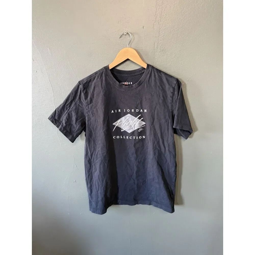 Jordan Brand Mens Short Sleeve Black Graphic T-shirt Size Medium